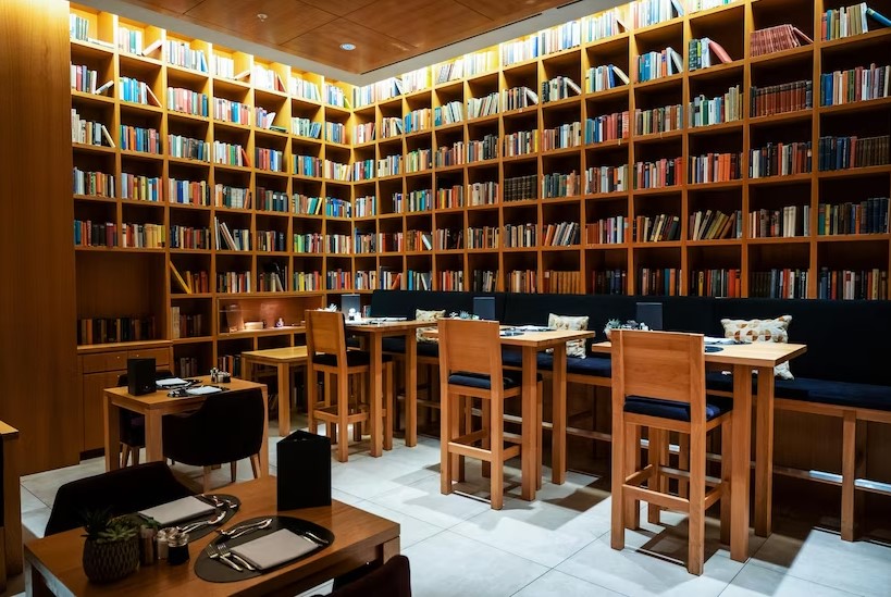 rekomendasi book cafe di Jakarta